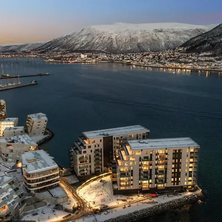 Waterfront Aurora View Tromsø