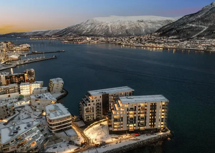 Waterfront Aurora View Tromsø